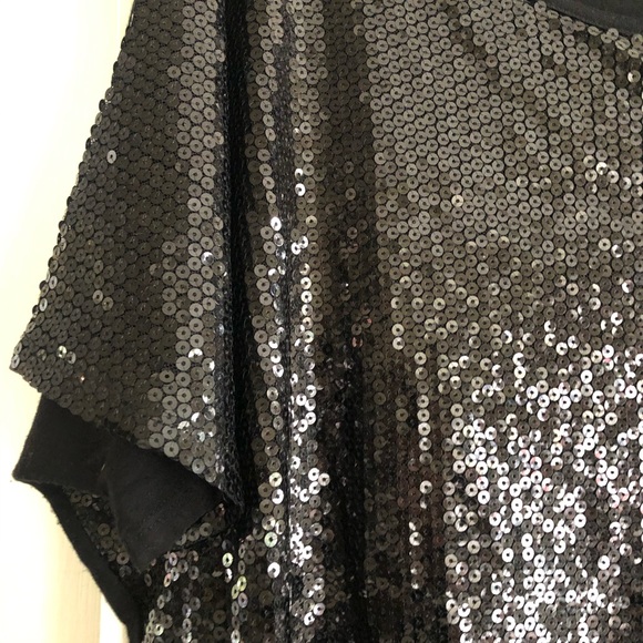 Black sequin short sleeve top - Picture 5 of 9